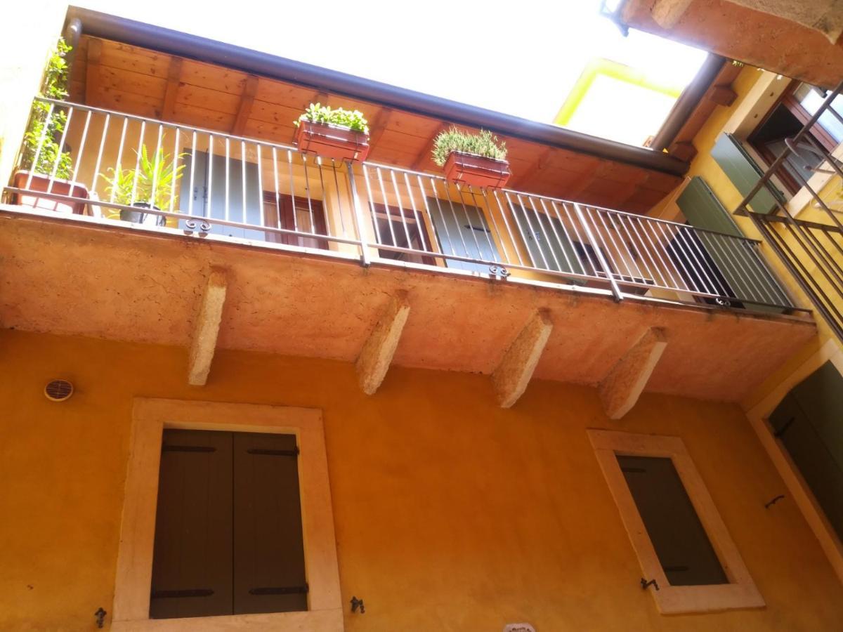 Appartement Gecko'S Balcony à Vérone Extérieur photo